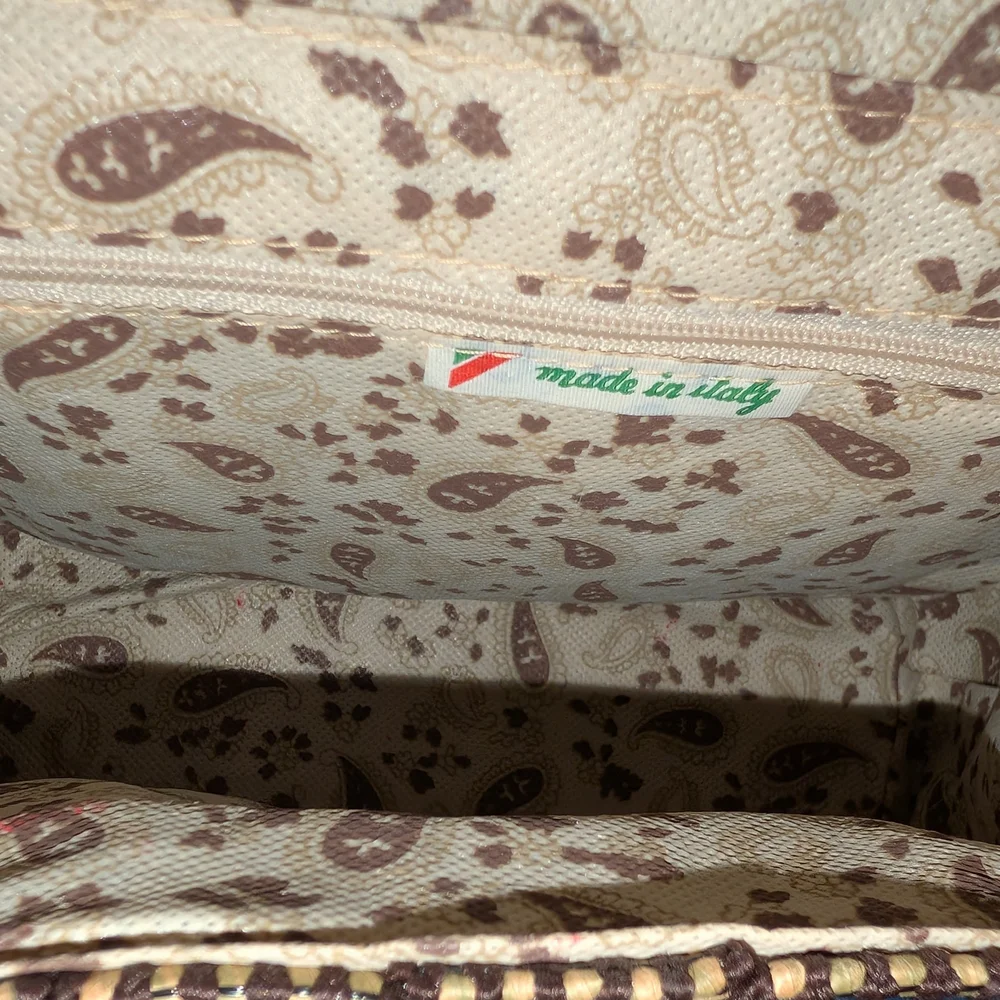 Woven Two-Tone Top-Handle Women’s Bag in Tan and Brown - Picture 5 of 7